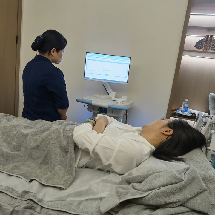 盆底肌修復(fù)儀器在盆底問題治療中的作用與手法有何區(qū)別？